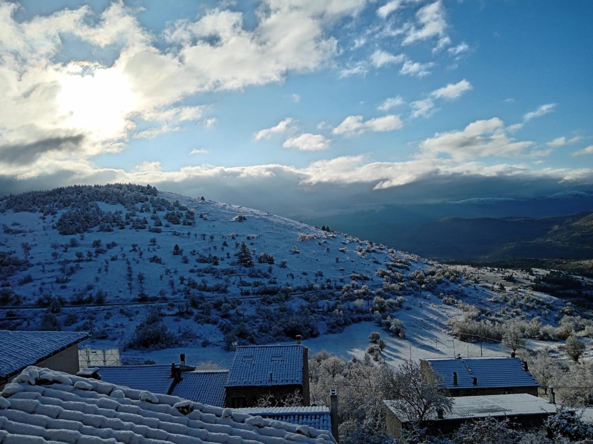 La Casa Di Mezzo Villa Calascio Eksteriør bilde